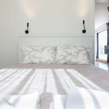Marousi Modern Green Oasis Apt W Amazing Balcony Apartment *