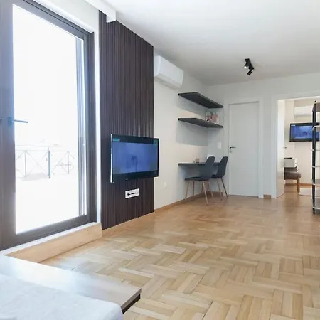 Marousi Modern Green Oasis Apt W Amazing Balcony Apartment